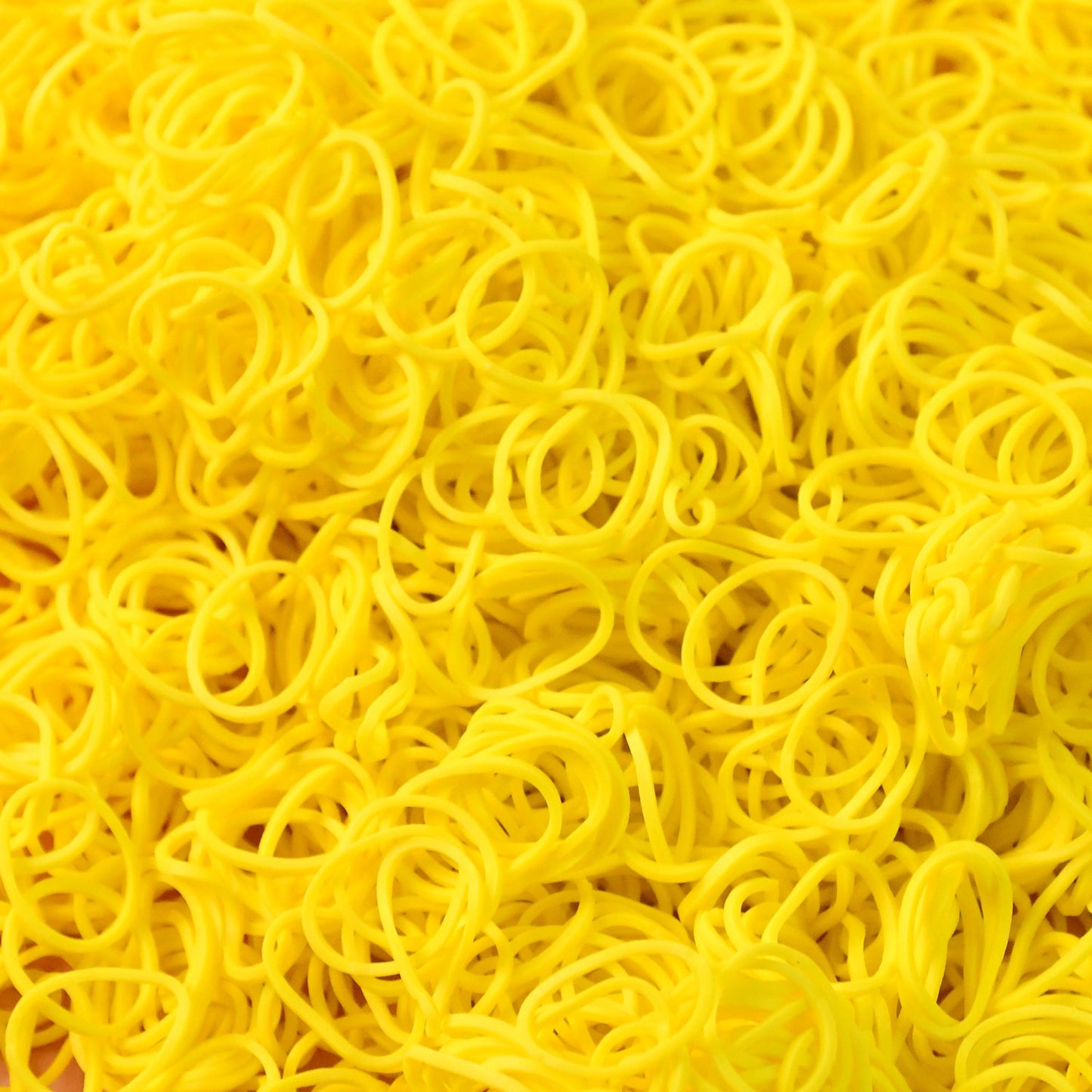 Premium Strong Elastic Rubber Bands – Multipurpose Bands (Approx. 125 to 140 gm Pack)